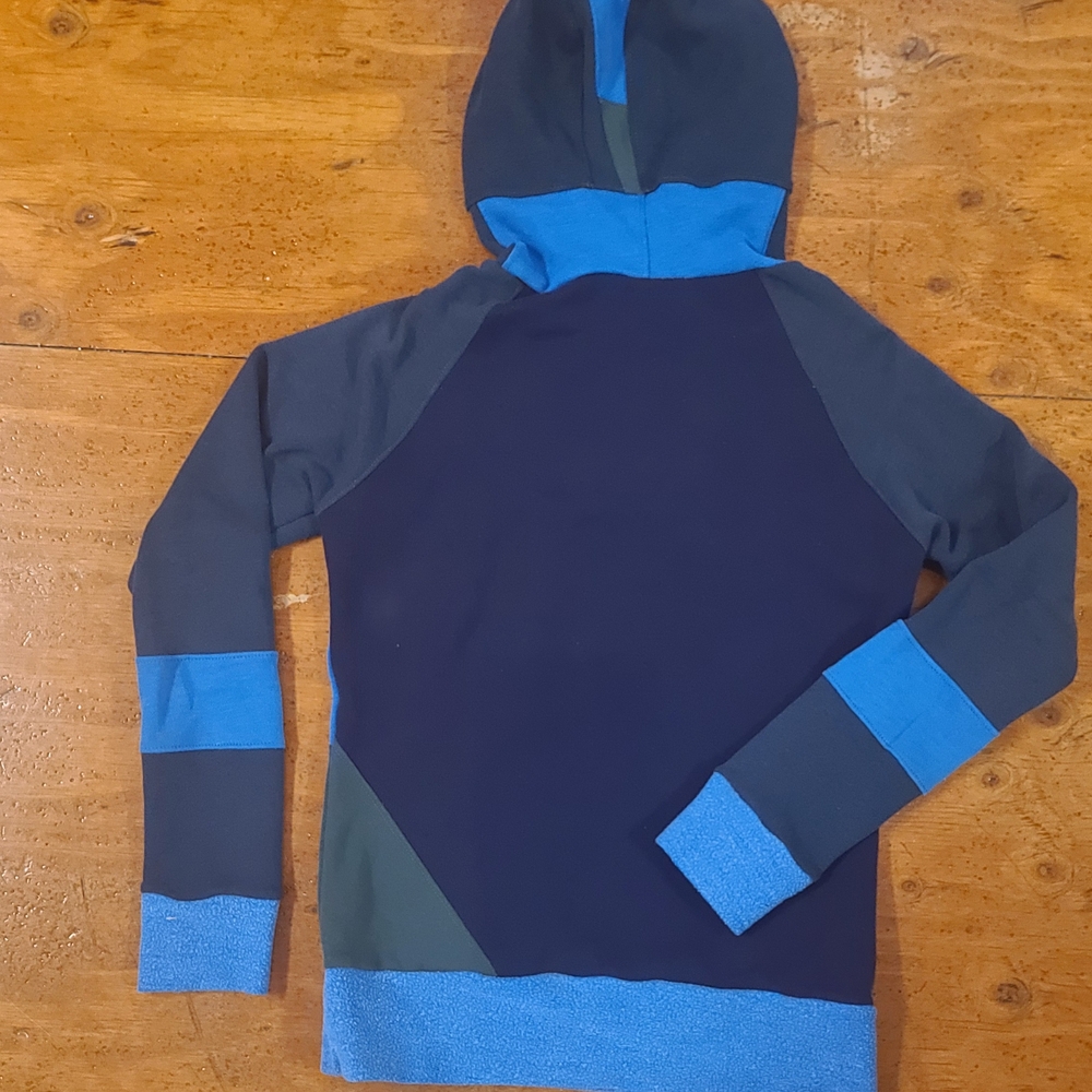 Handmade Colorblock Cowl Hoodie Sweater - Picture 5 of 5